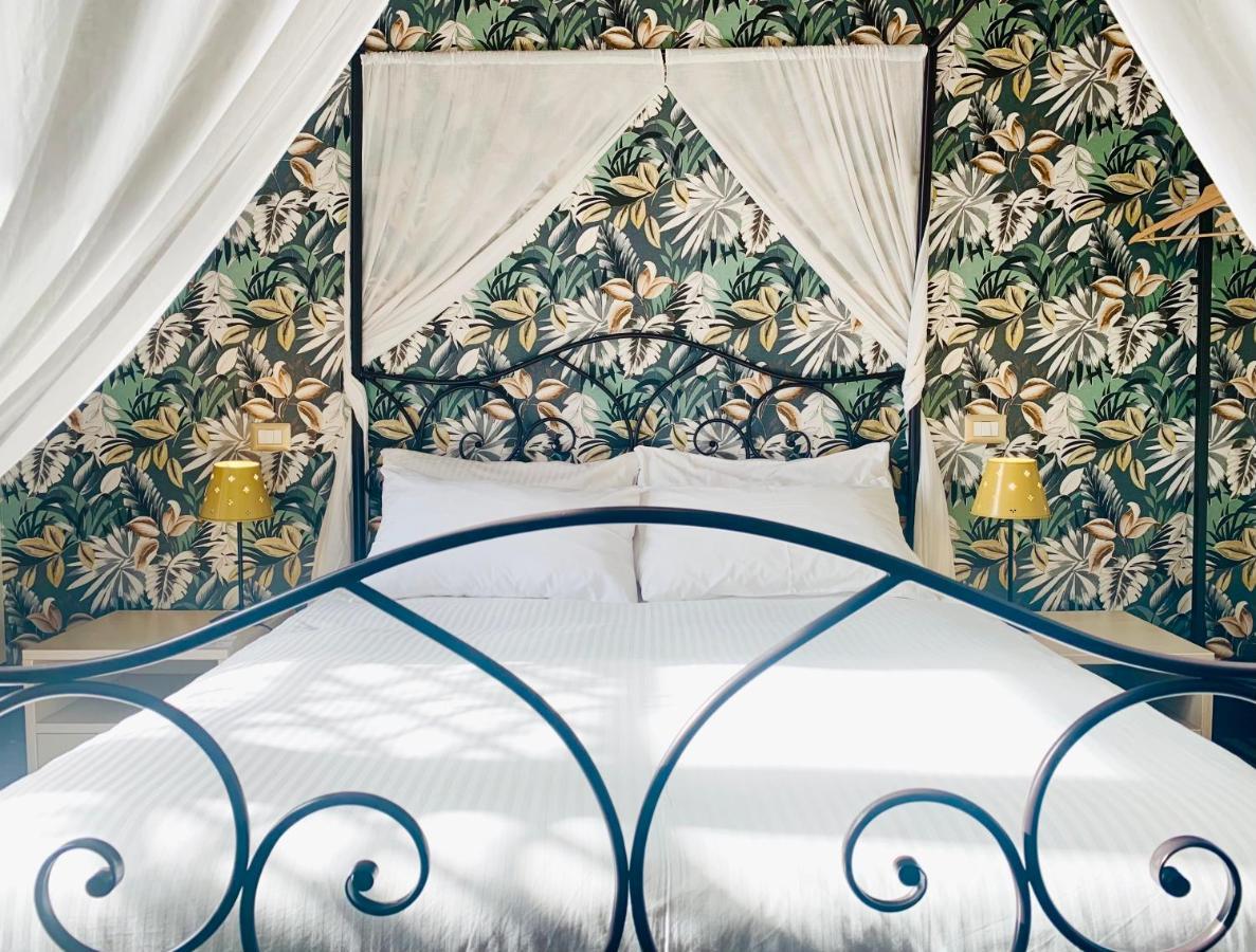 Grand Tour Design Guest House Catania Self Check-In ภายนอก รูปภาพ
