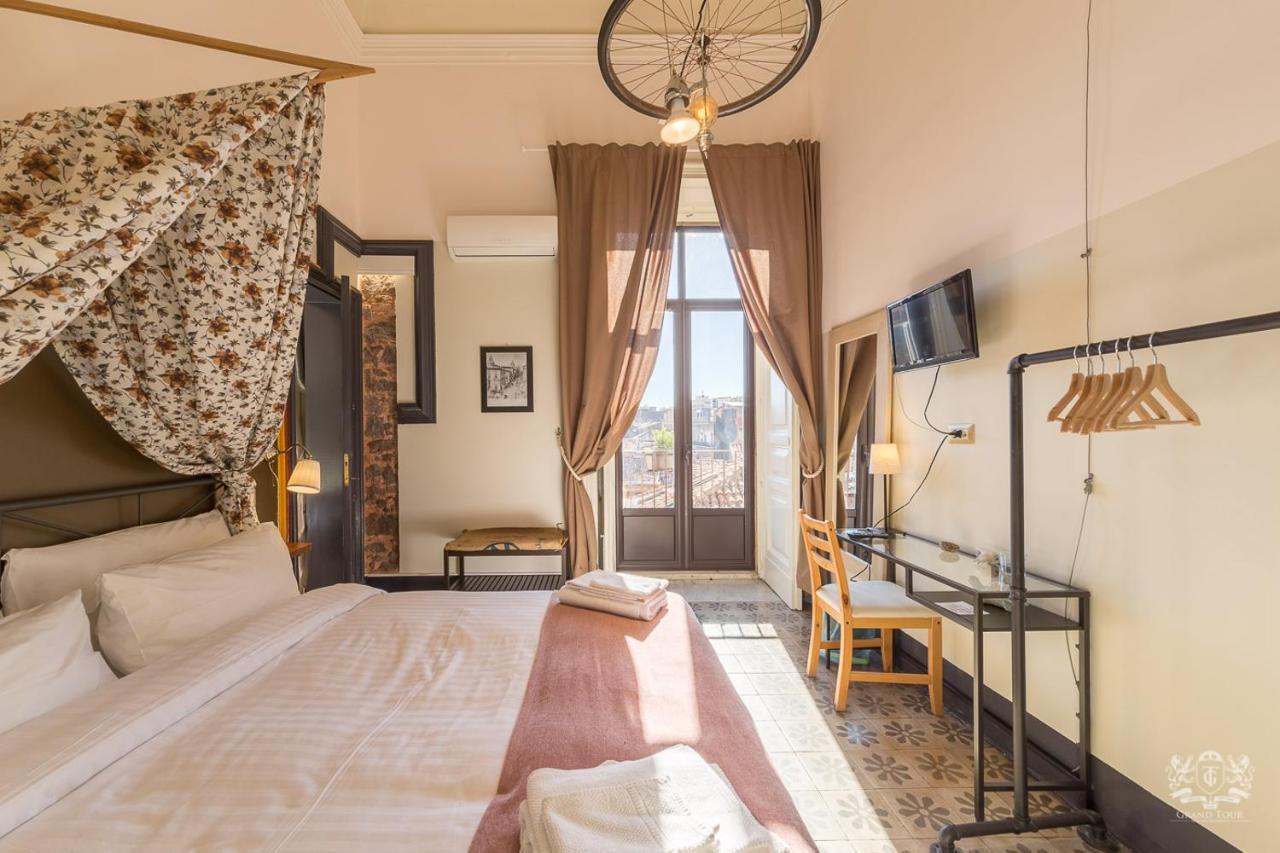 Grand Tour Design Guest House Catania Self Check-In ภายนอก รูปภาพ
