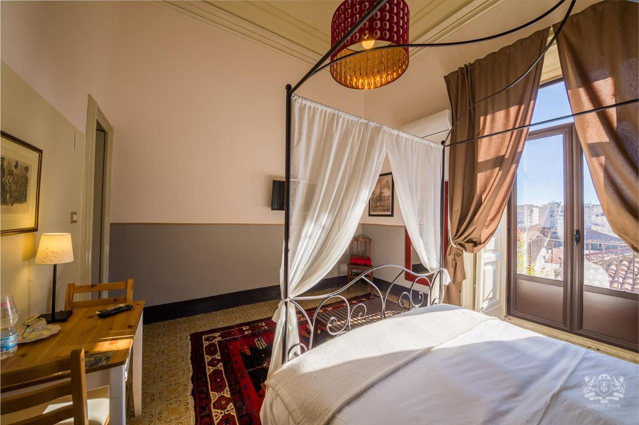 Grand Tour Design Guest House Catania Self Check-In ภายนอก รูปภาพ