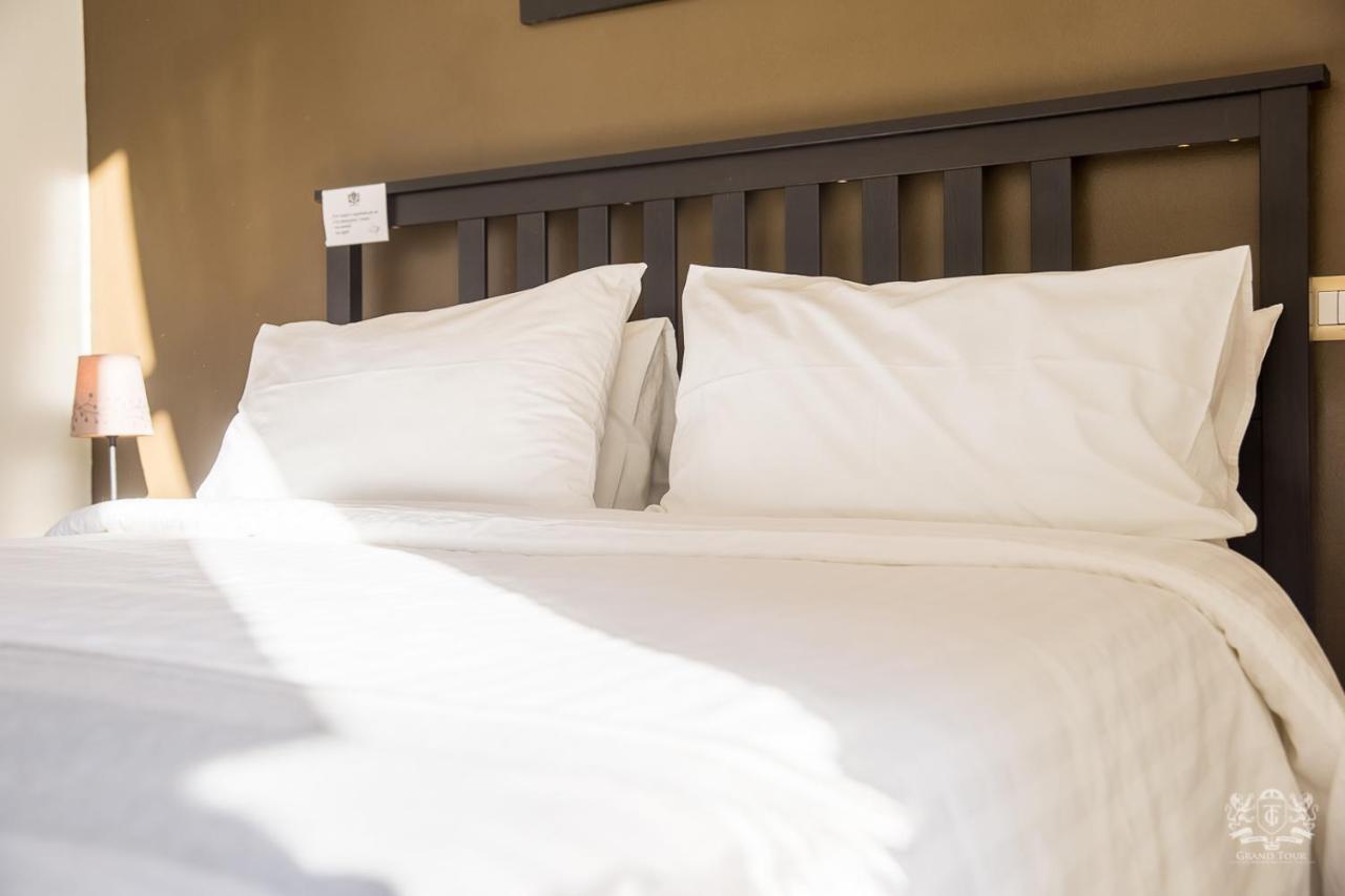 Grand Tour Design Guest House Catania Self Check-In ภายนอก รูปภาพ