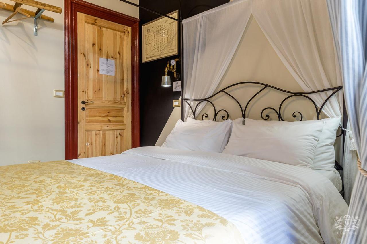 Grand Tour Design Guest House Catania Self Check-In ภายนอก รูปภาพ