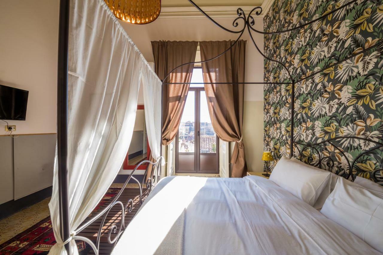 Grand Tour Design Guest House Catania Self Check-In ภายนอก รูปภาพ